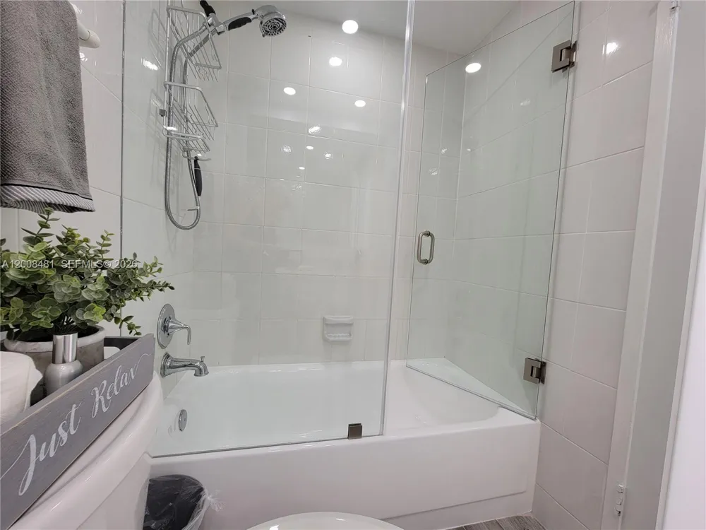 3505 S Ocean Dr #1203 Hollywood, FL 33019