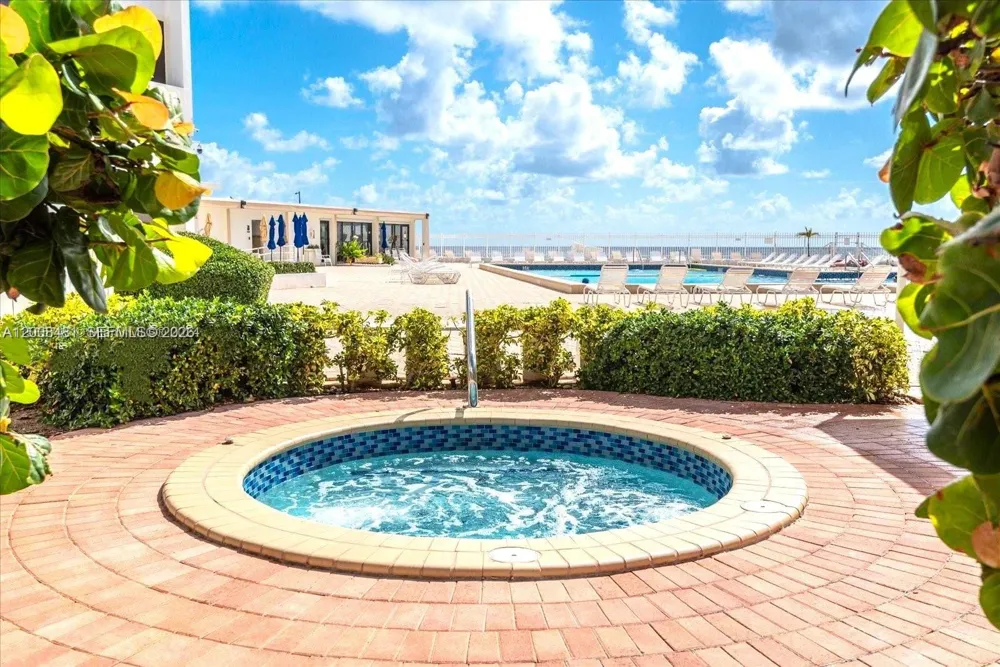 3505 S Ocean Dr #1203 Hollywood, FL 33019
