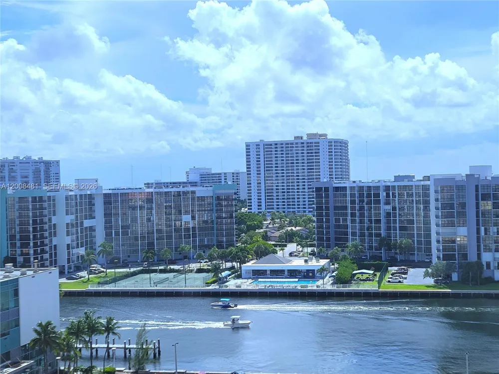 3505 S Ocean Dr #1203 Hollywood, FL 33019