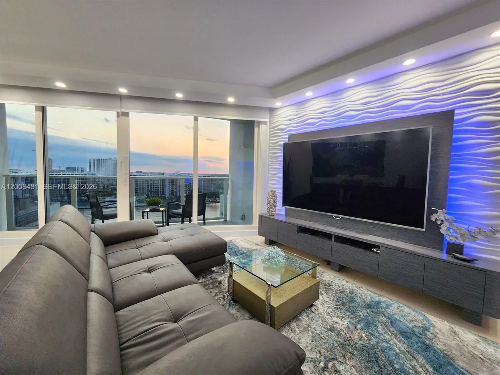 3505 S Ocean Dr #1203 Hollywood, FL 33019