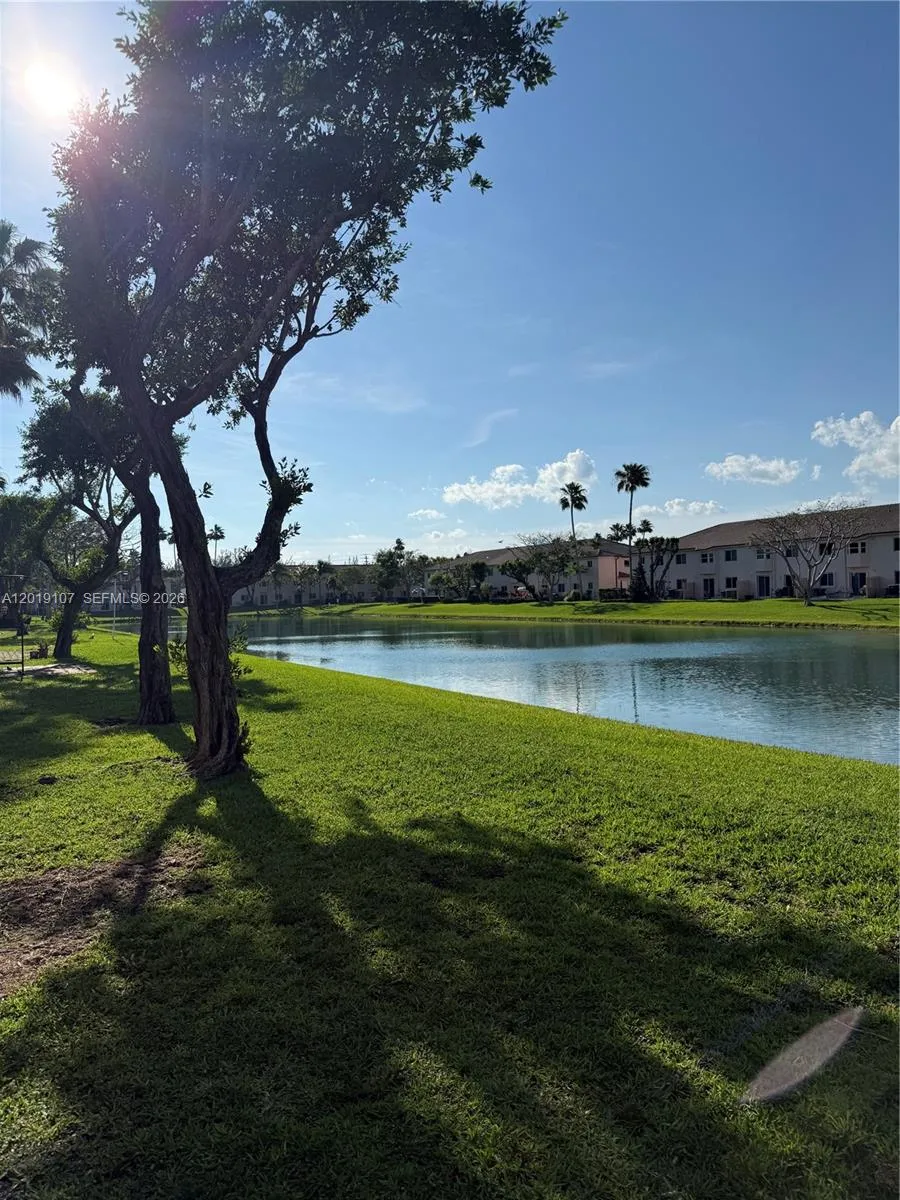 1271 SE 28th Ct #105 Homestead, FL 33035