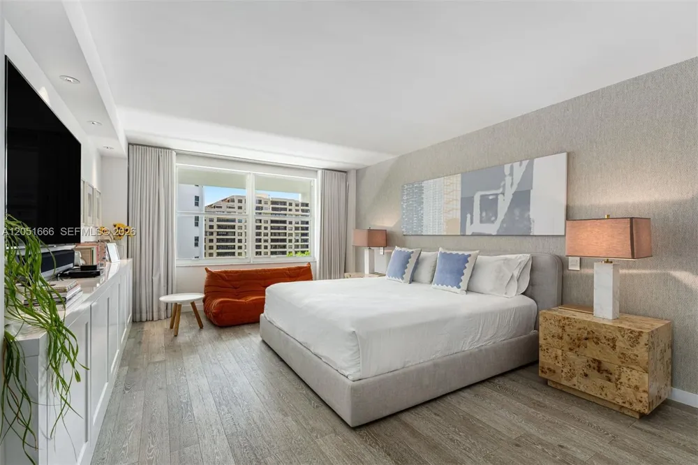 199 Ocean Lane Drive #801 Key Biscayne, FL 33149