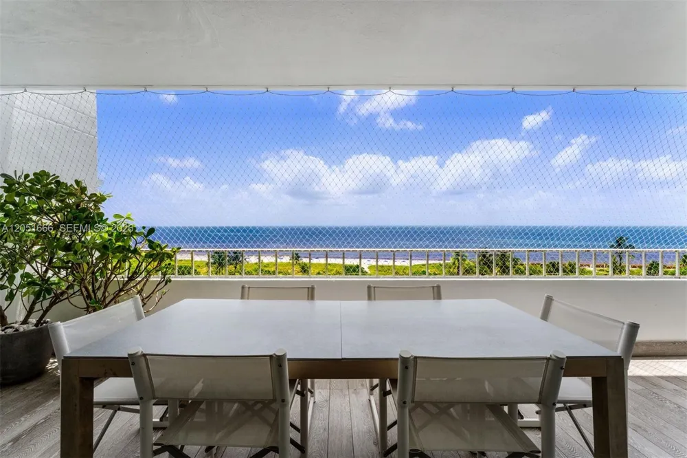 199 Ocean Lane Drive #801 Key Biscayne, FL 33149