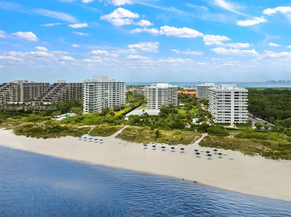 199 Ocean Lane Drive #801 Key Biscayne, FL 33149