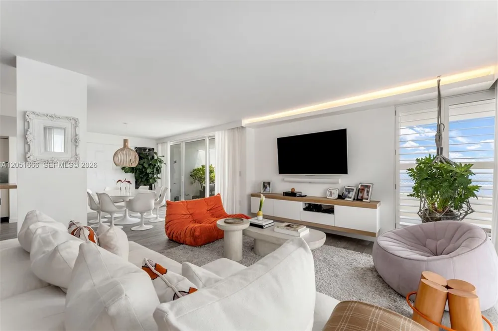199 Ocean Lane Drive #801 Key Biscayne, FL 33149