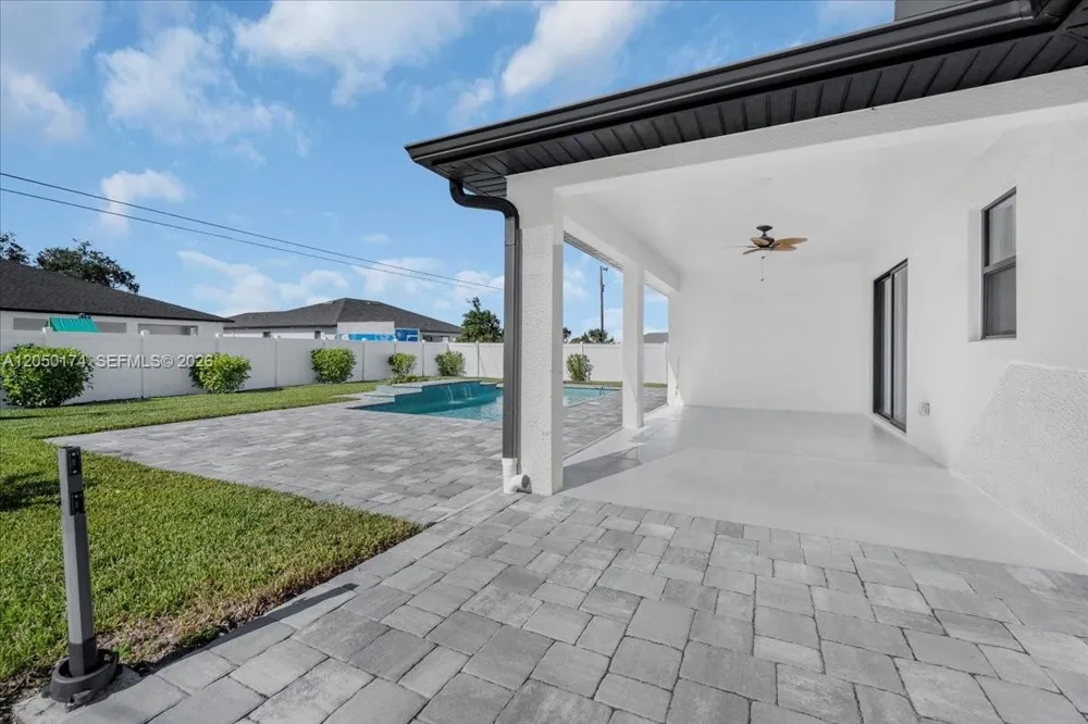 1114 NE 7th Other City - In The State Of Florida, FL 33909