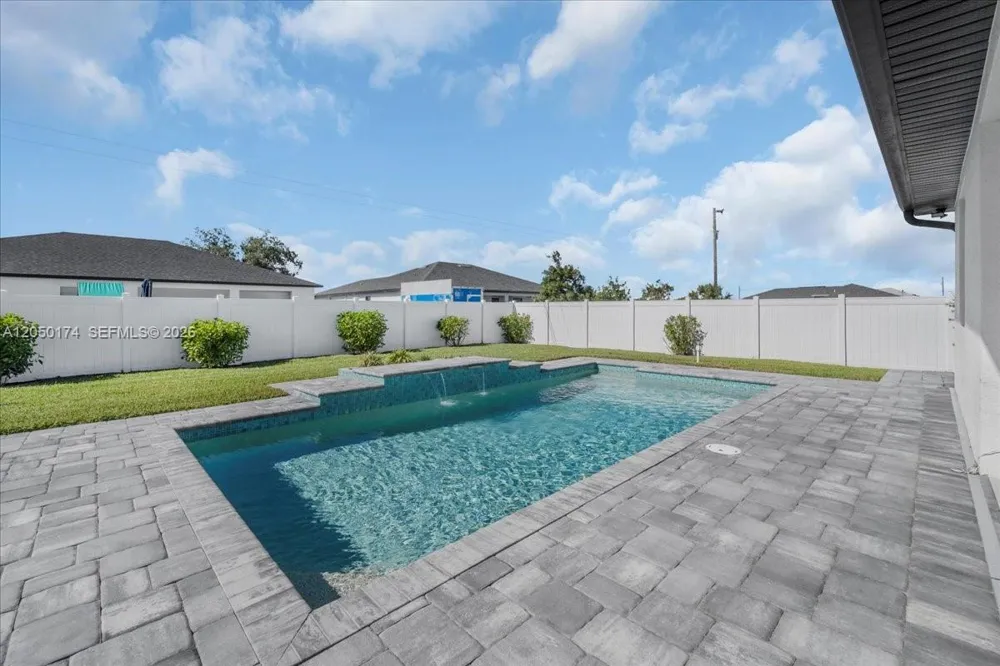 1114 NE 7th Other City - In The State Of Florida, FL 33909