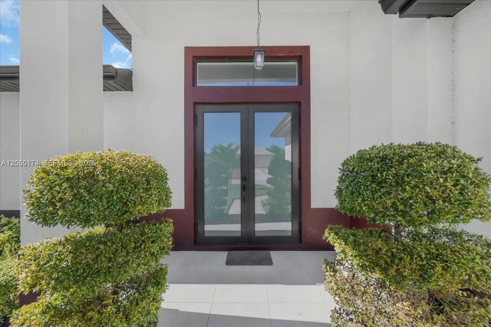 1114 NE 7th Other City - In The State Of Florida, FL 33909
