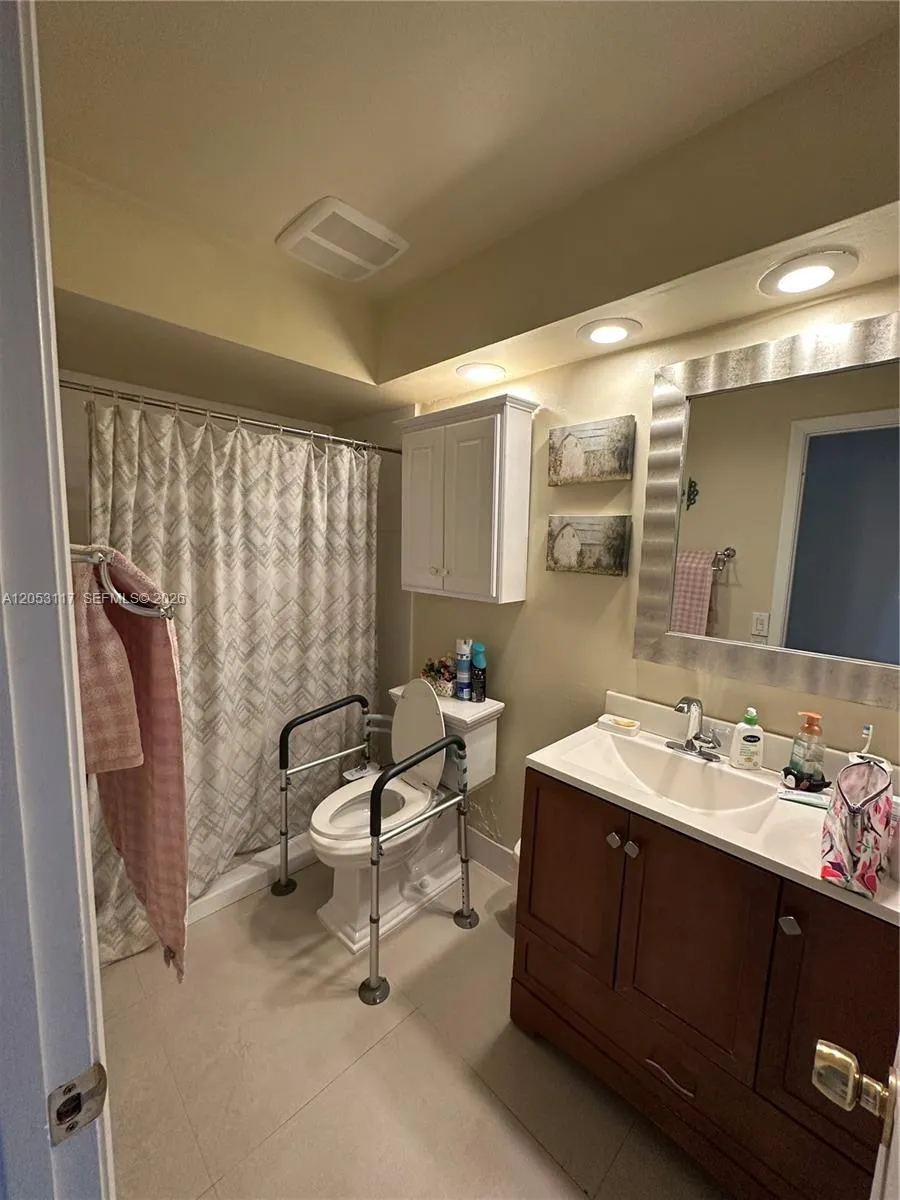 5030 SW 149th Pl Miami, FL 33185