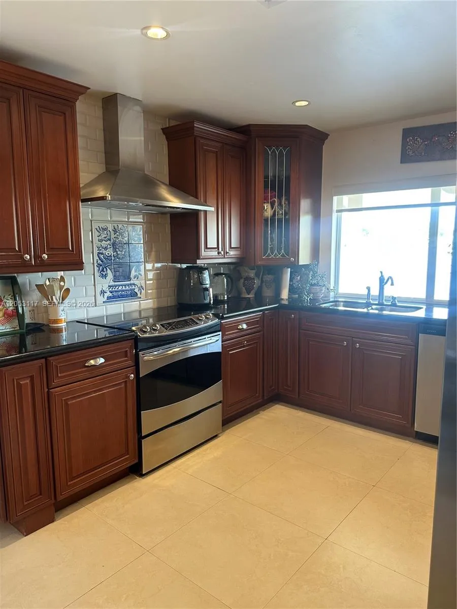 5030 SW 149th Pl Miami, FL 33185