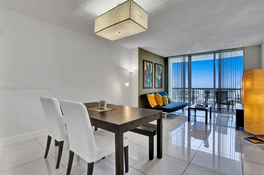 1750 Bayshore Dr #2911 Miami, FL 33132