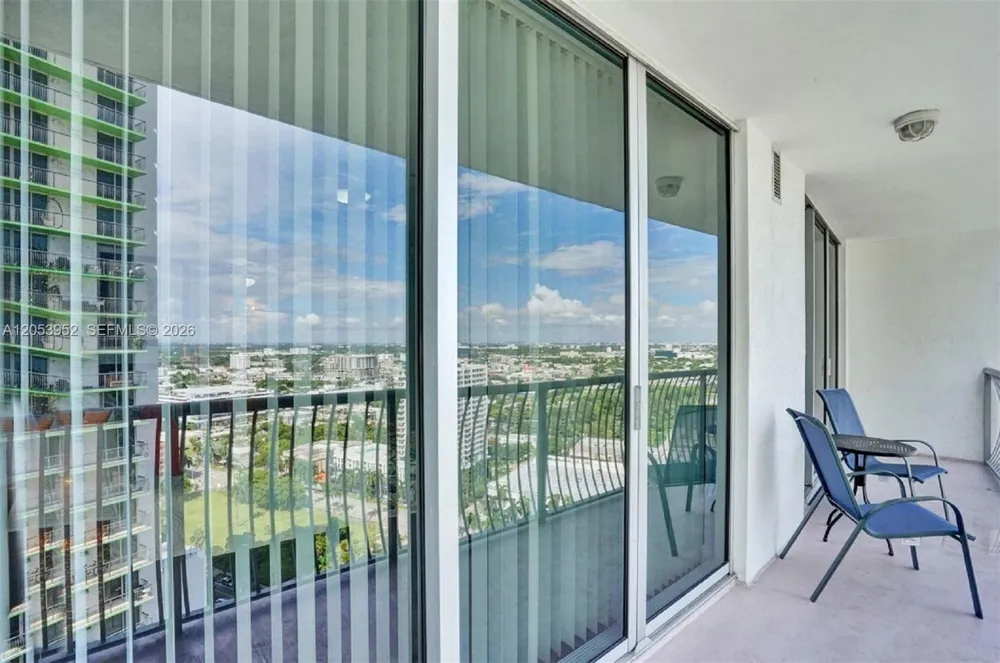 1750 Bayshore Dr #2911 Miami, FL 33132