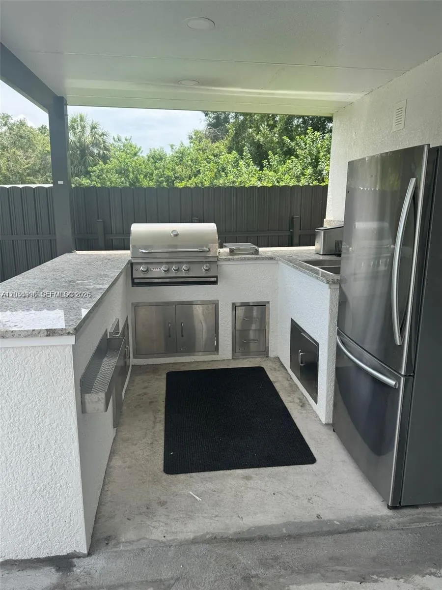 3415 55th Dr E Bradenton, FL 34203