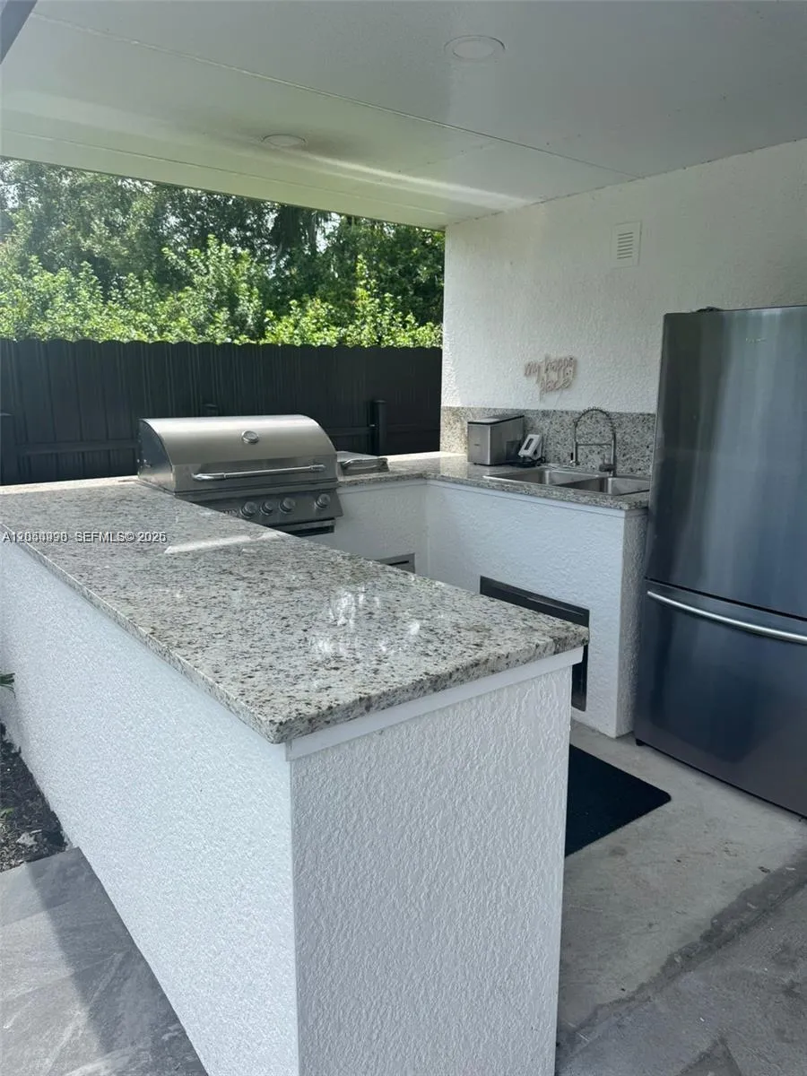 3415 55th Dr E Bradenton, FL 34203