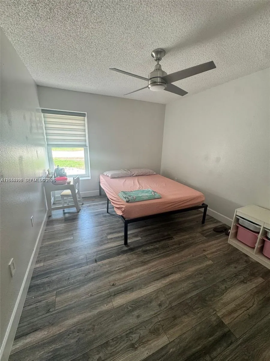 3415 55th Dr E Bradenton, FL 34203