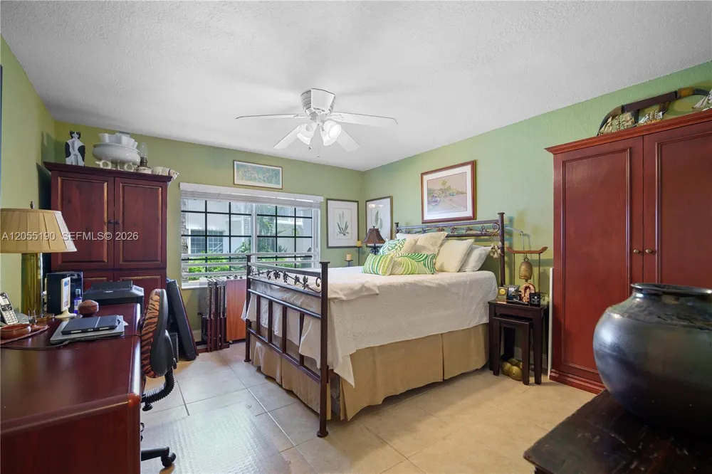 1160 103rd St #6 Bay Harbor Islands, FL 33154