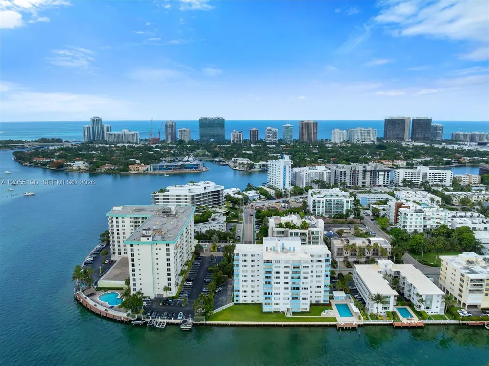 1160 103rd St #6 Bay Harbor Islands, FL 33154