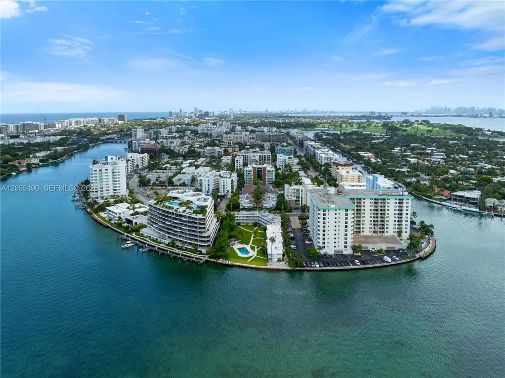 1160 103rd St #6 Bay Harbor Islands, FL 33154