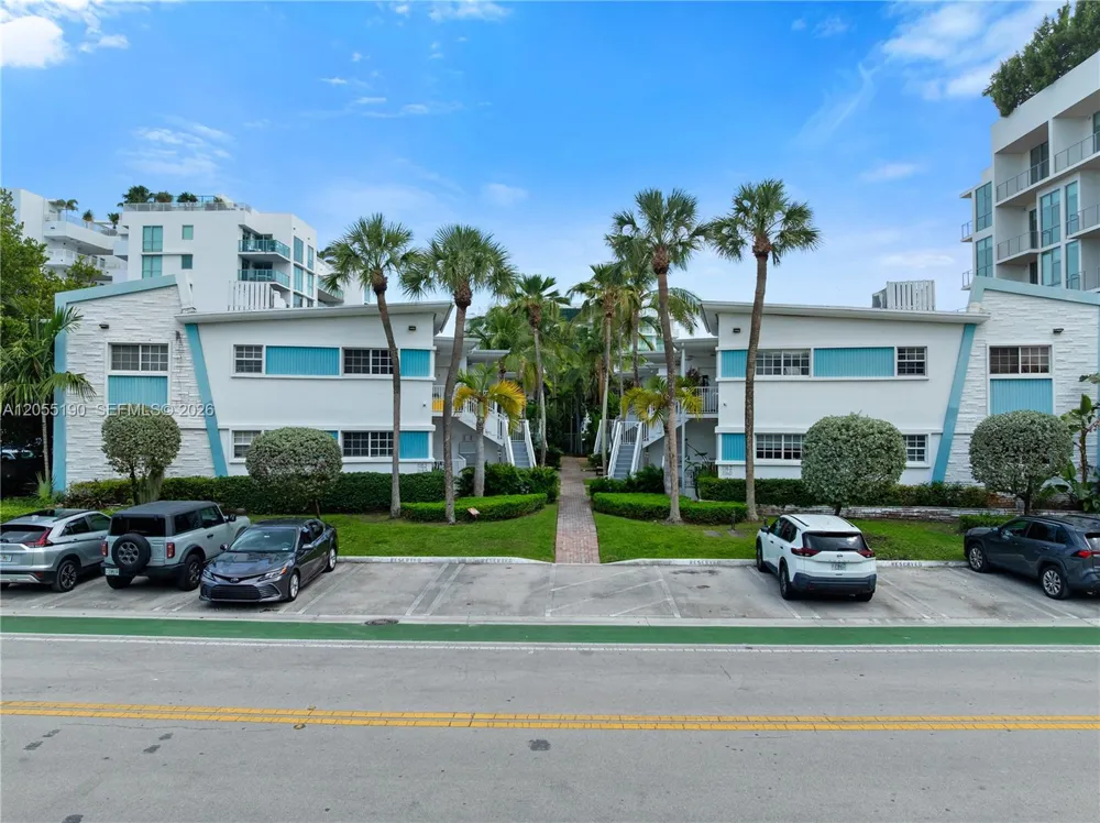 1160 103rd St #6 Bay Harbor Islands, FL 33154