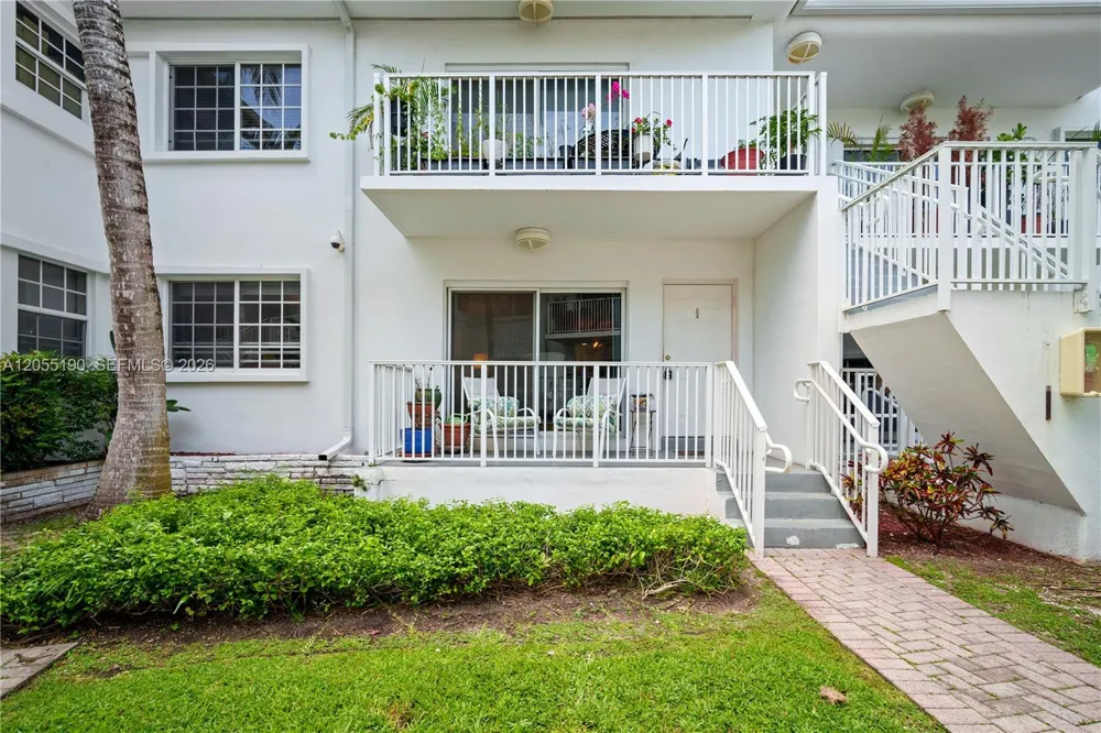 1160 103rd St #6 Bay Harbor Islands, FL 33154
