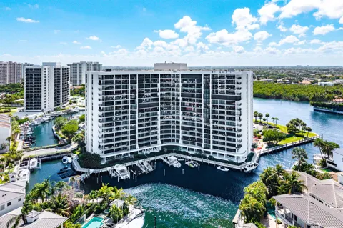 4740 S Ocean Boulevard #416