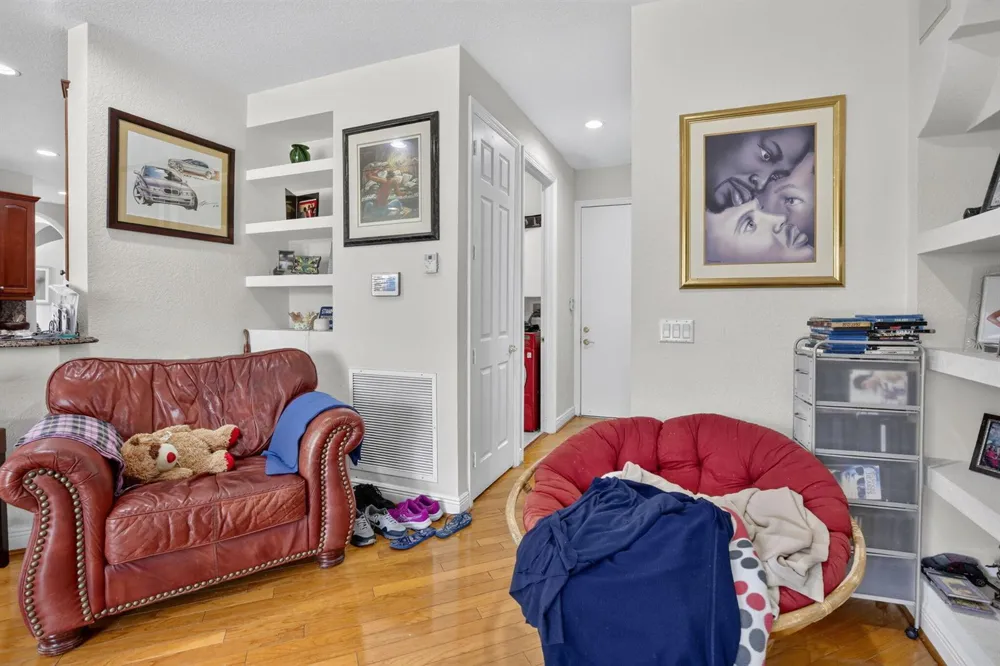 13382 Lakepointe Circle Cooper City, FL 33330