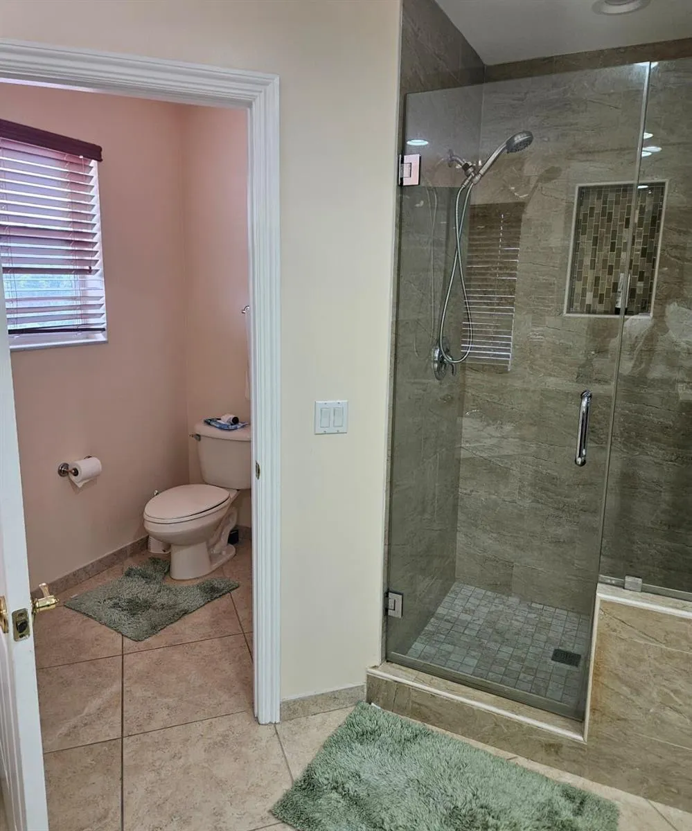 13382 Lakepointe Circle Cooper City, FL 33330