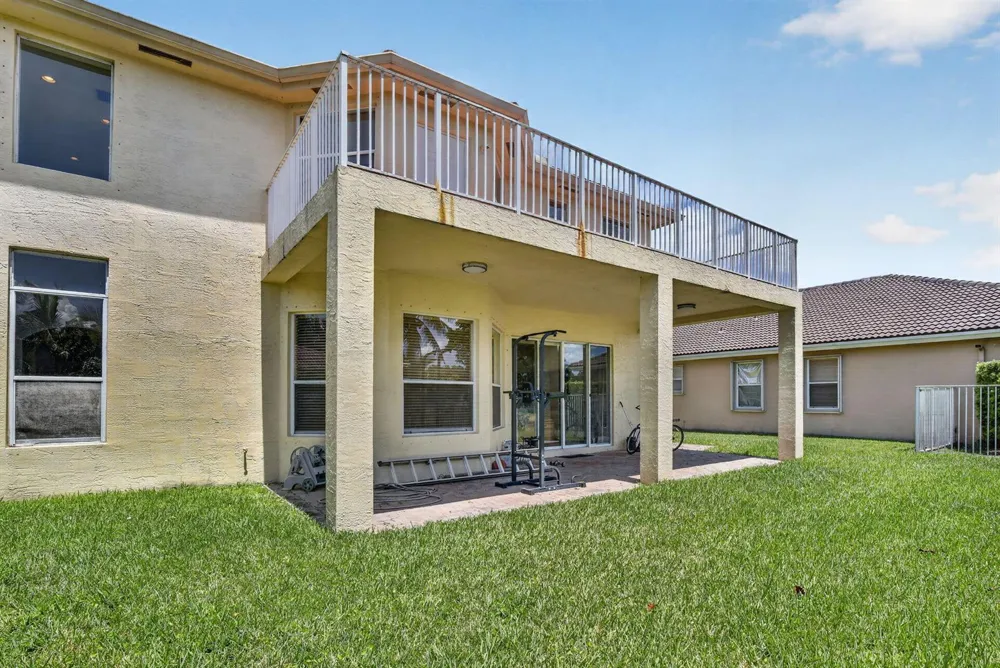 13382 Lakepointe Circle Cooper City, FL 33330