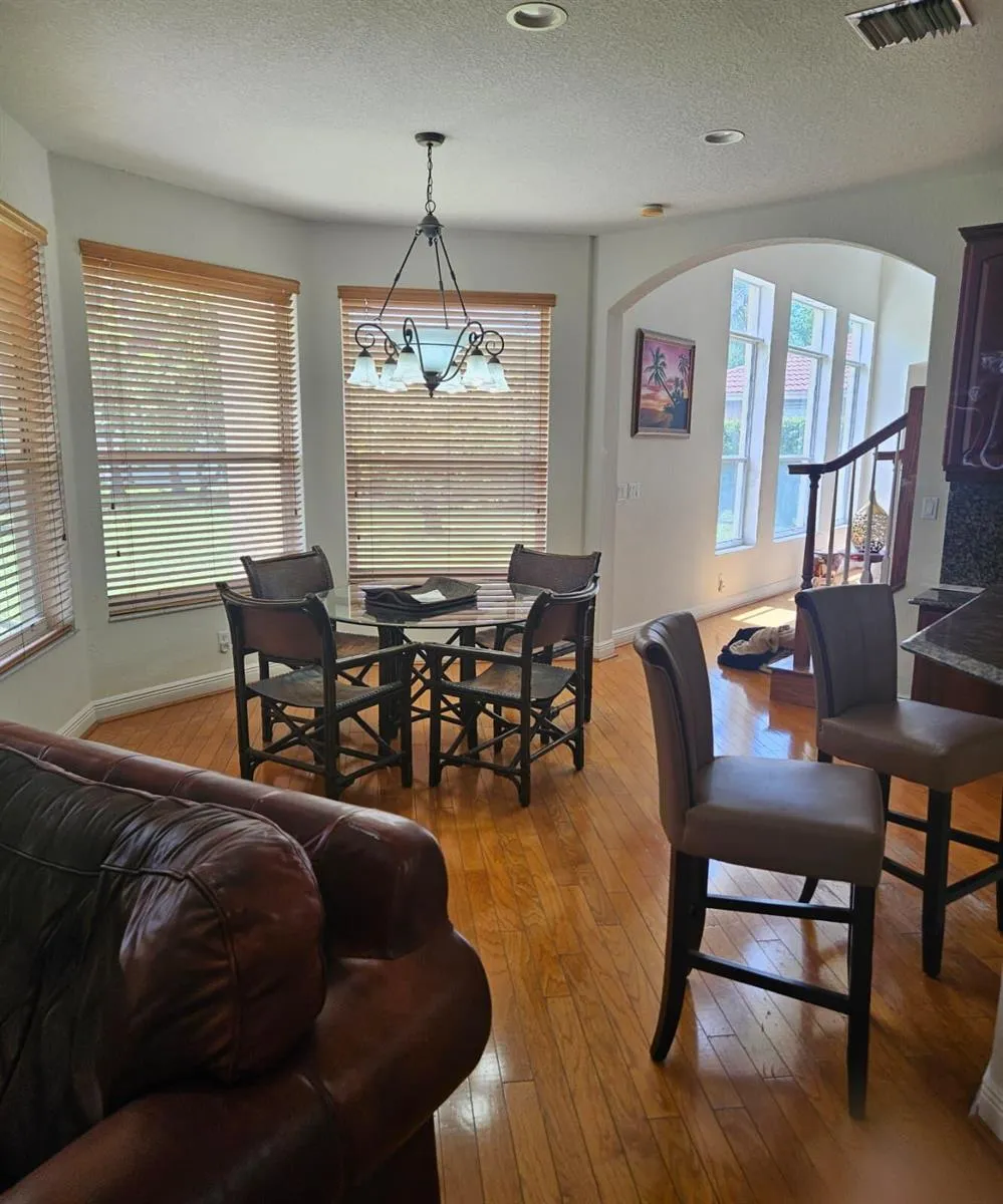 13382 Lakepointe Circle Cooper City, FL 33330