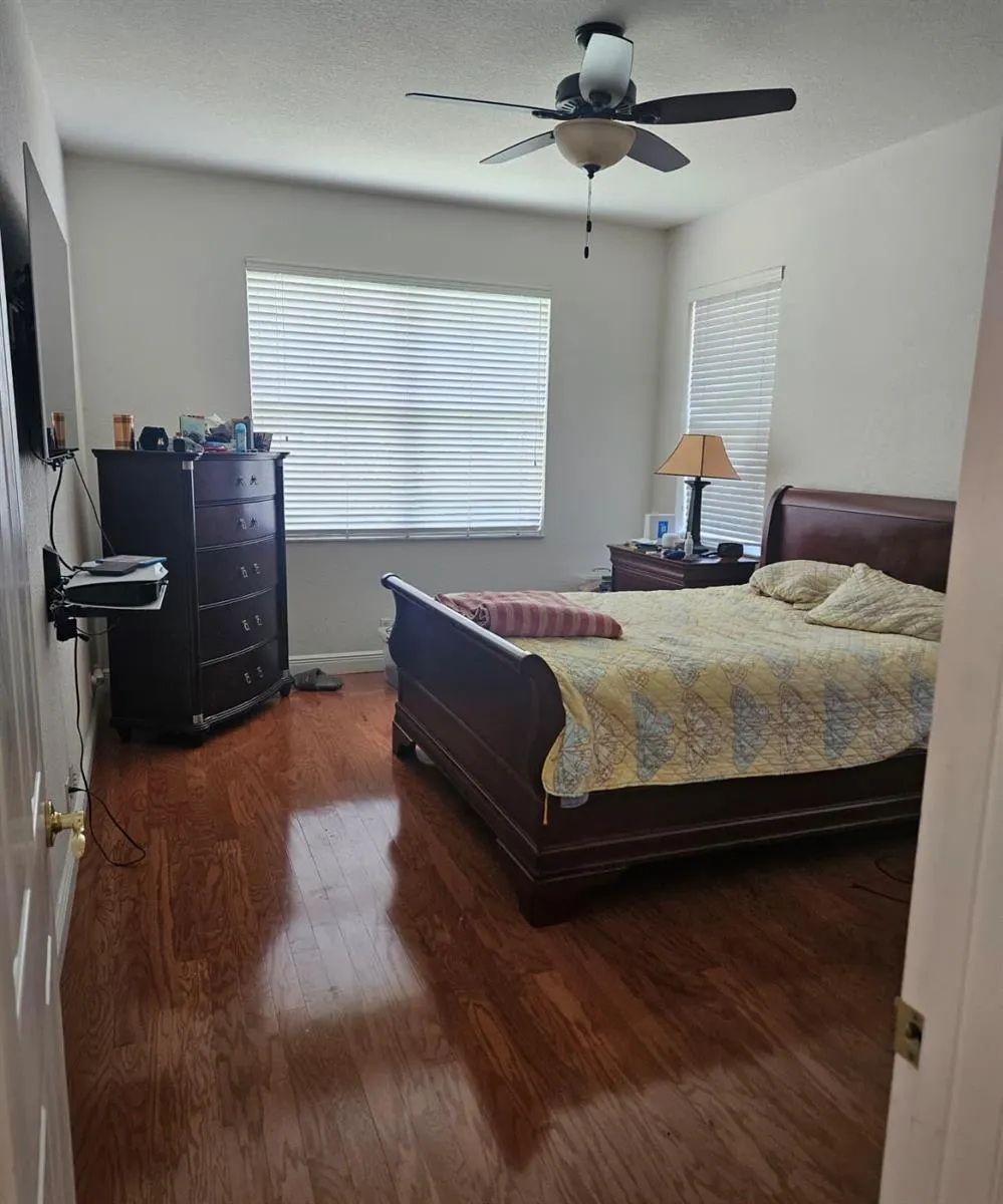 13382 Lakepointe Circle Cooper City, FL 33330