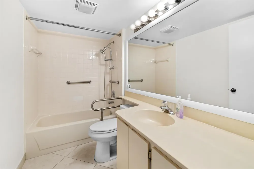 2561 Village Boulevard #103 West Palm Beach, FL 33409