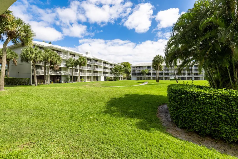 2561 Village Boulevard #103 West Palm Beach, FL 33409