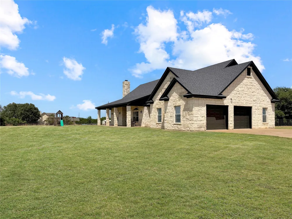 1008 Bosque Ridge Road Crawford, TX 76638