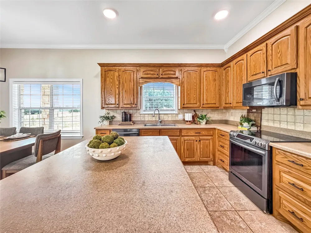 1008 Bosque Ridge Road Crawford, TX 76638