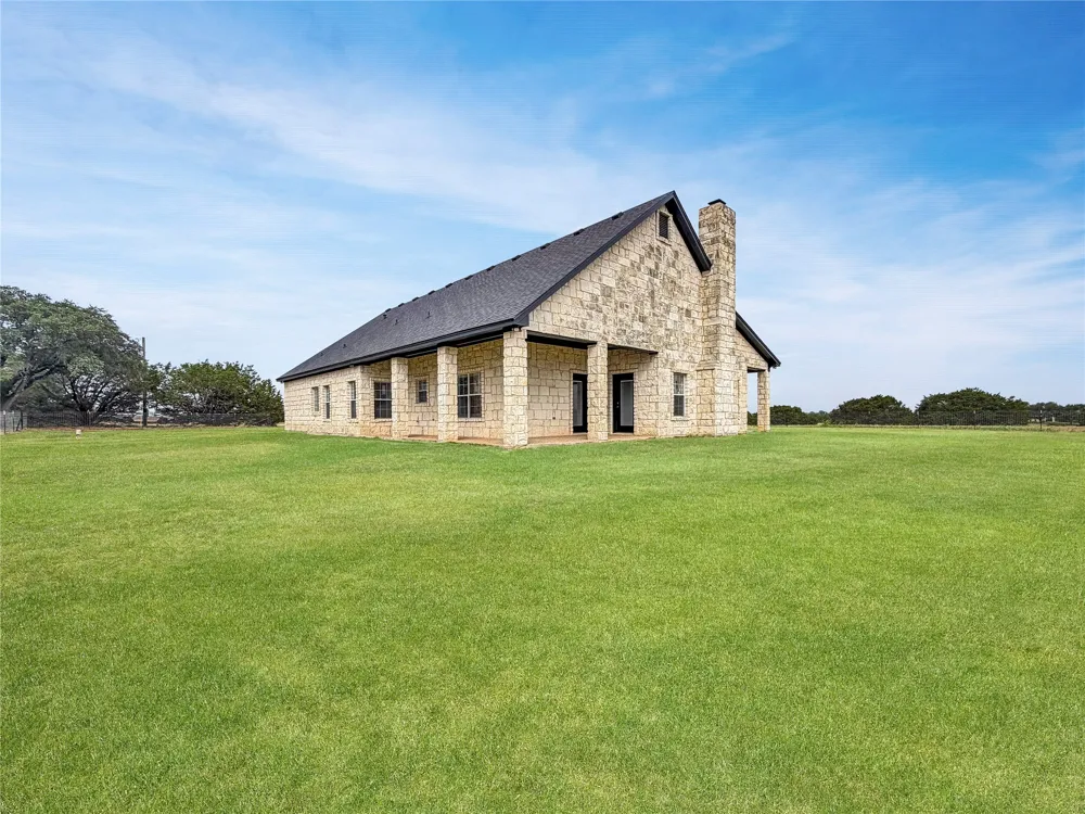 1008 Bosque Ridge Road Crawford, TX 76638