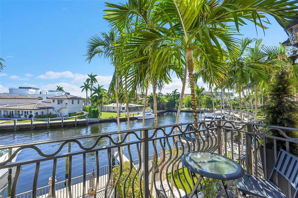 2254 SE 7th Street Pompano Beach, FL 33062