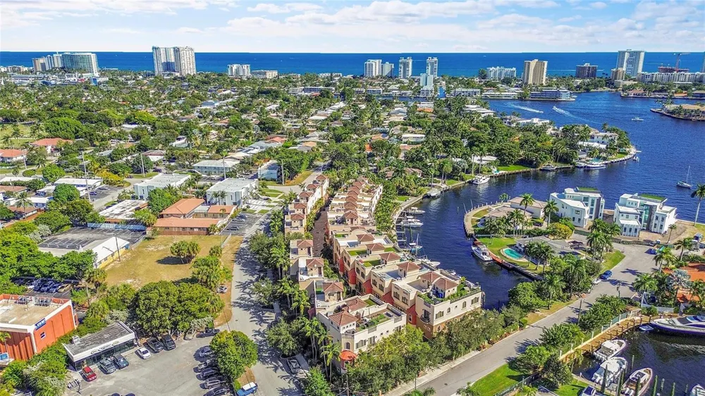 2254 SE 7th Street Pompano Beach, FL 33062