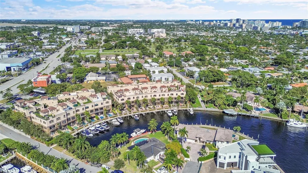 2254 SE 7th Street Pompano Beach, FL 33062