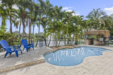 455 Cresta Circle