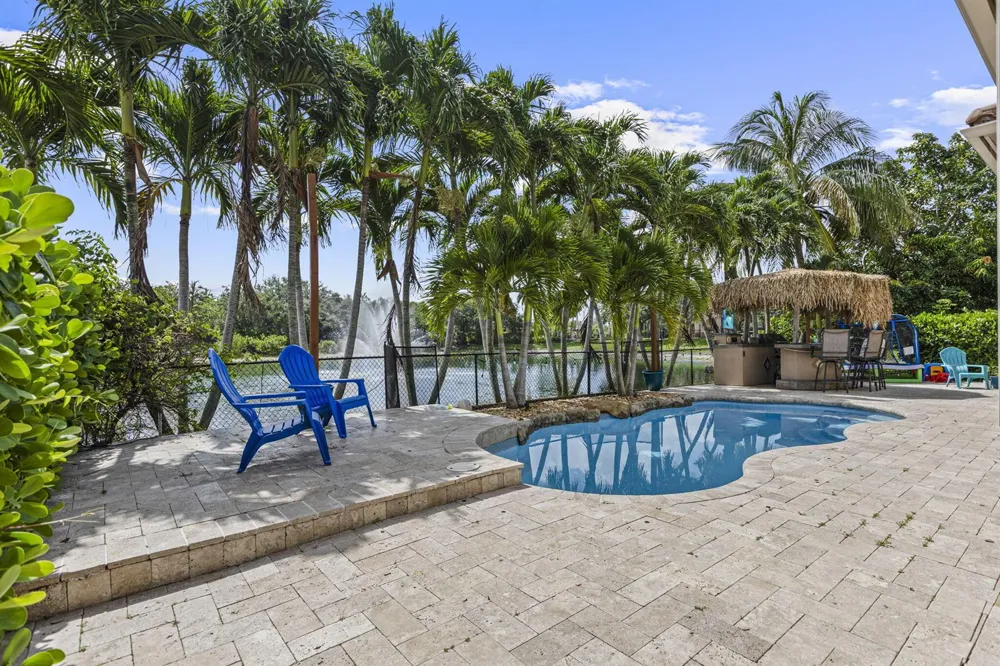 455 Cresta Circle West Palm Beach, FL 33413