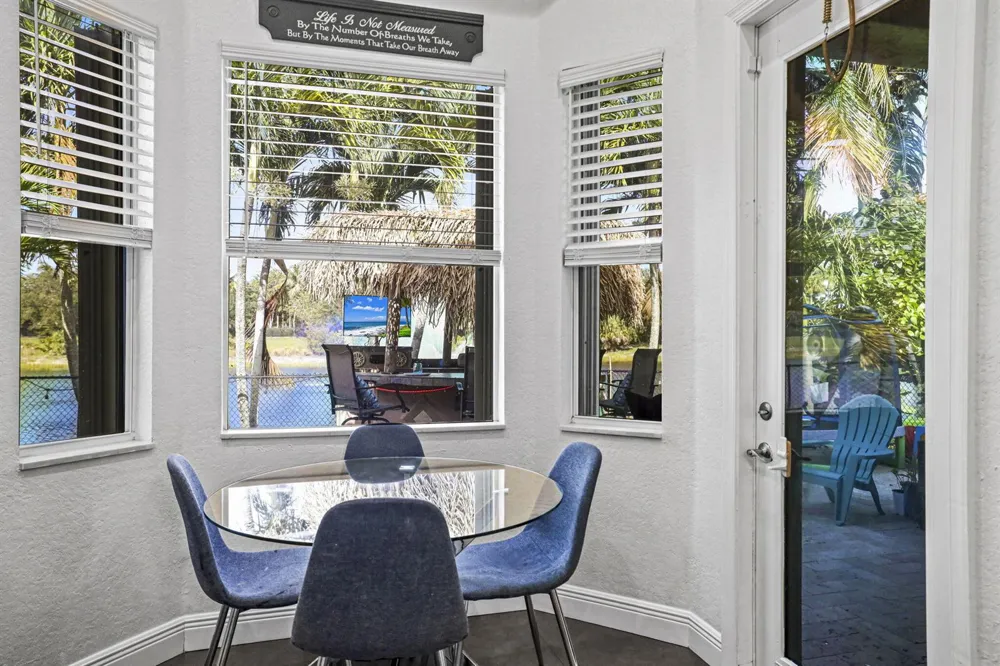 455 Cresta Circle West Palm Beach, FL 33413