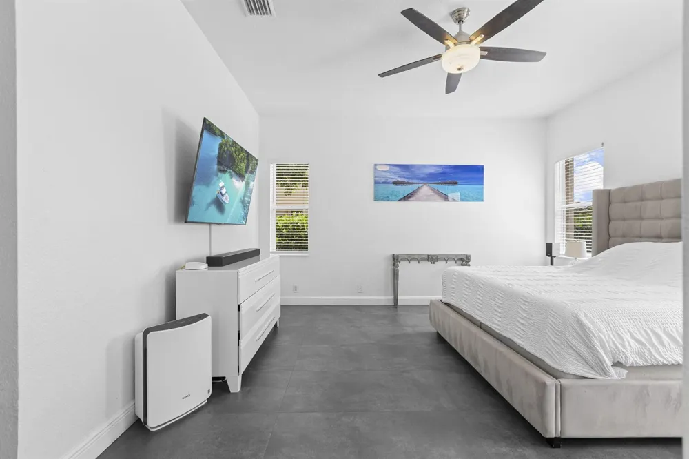 455 Cresta Circle West Palm Beach, FL 33413