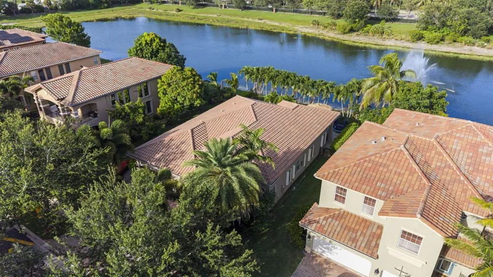 455 Cresta Circle West Palm Beach, FL 33413