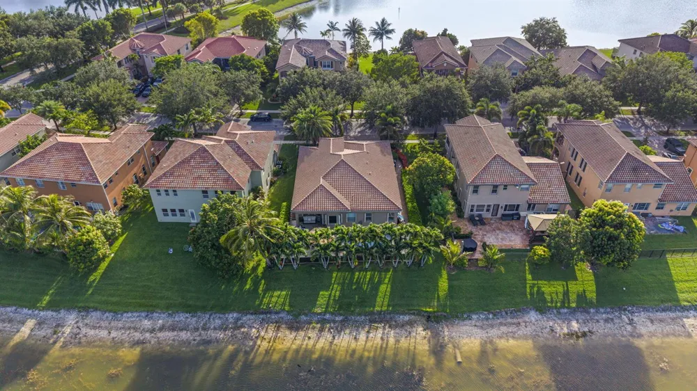455 Cresta Circle West Palm Beach, FL 33413