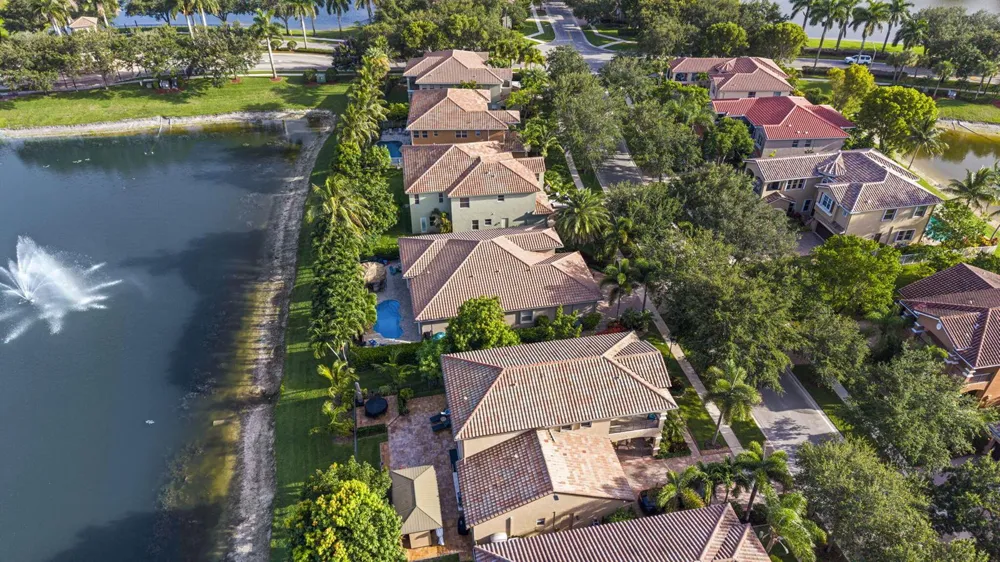 455 Cresta Circle West Palm Beach, FL 33413