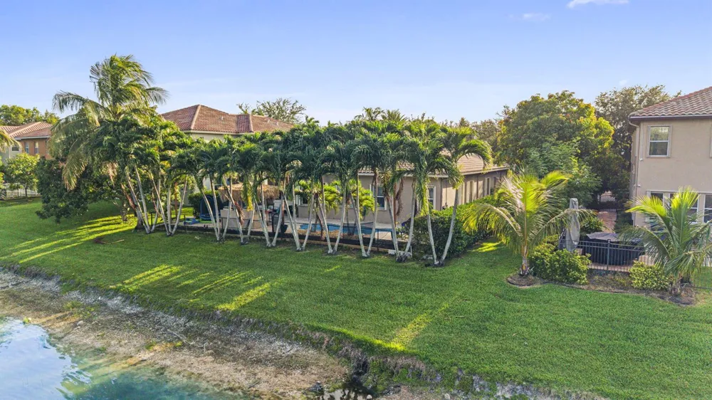 455 Cresta Circle West Palm Beach, FL 33413