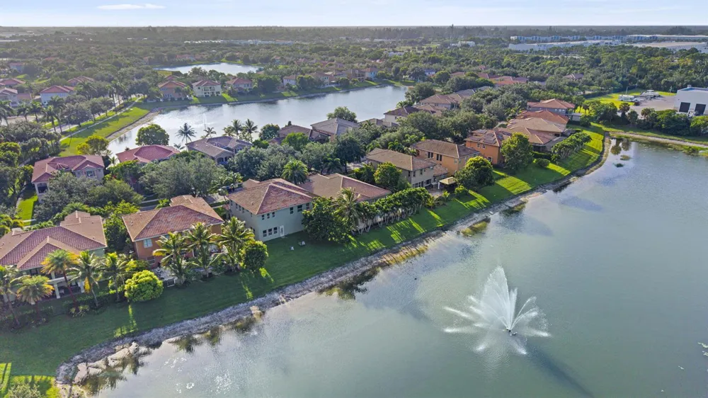 455 Cresta Circle West Palm Beach, FL 33413