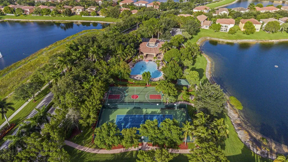 455 Cresta Circle West Palm Beach, FL 33413
