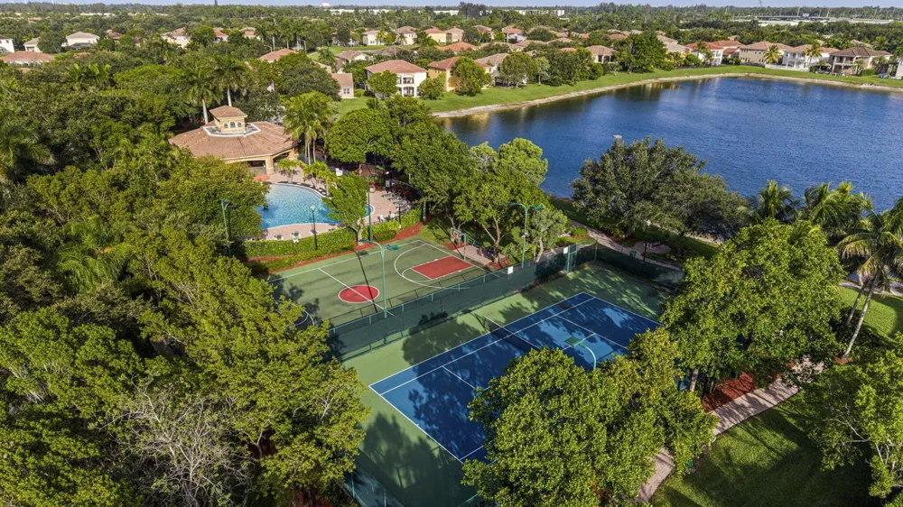 455 Cresta Circle West Palm Beach, FL 33413