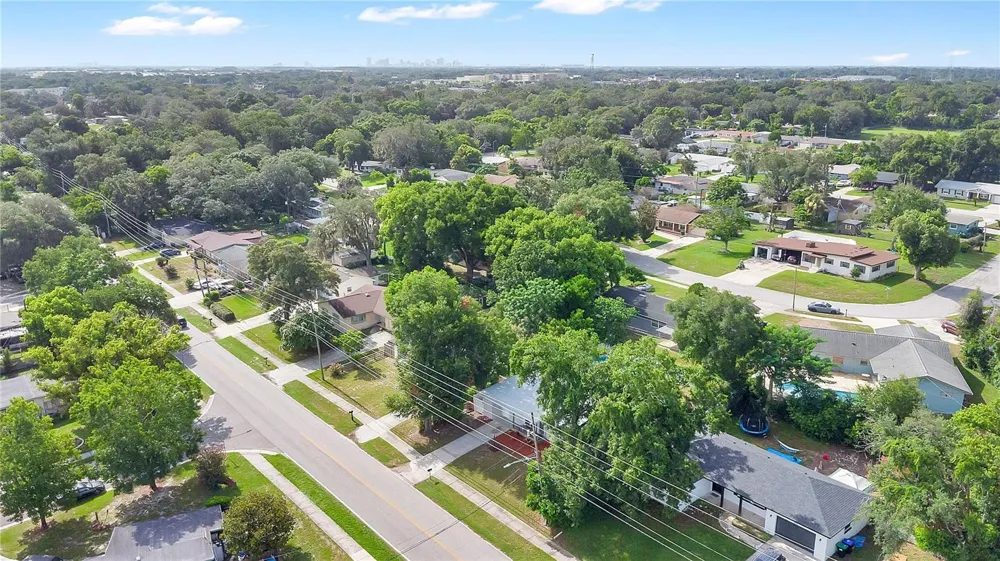 5910 INDIAN HILL ROAD Orlando, FL 32808
